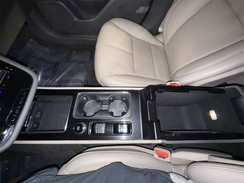 Certified 2020 Lincoln Corsair Reserve w/ Elements Package image 23