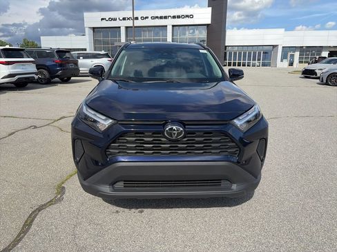 Used 2025 Toyota RAV4 XLE AWD/4WD image 6