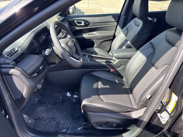 New 2026 Jeep Compass Latitude AWD/4WD image 19