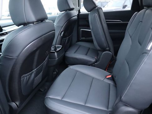 New 2025 Kia Telluride S image 14