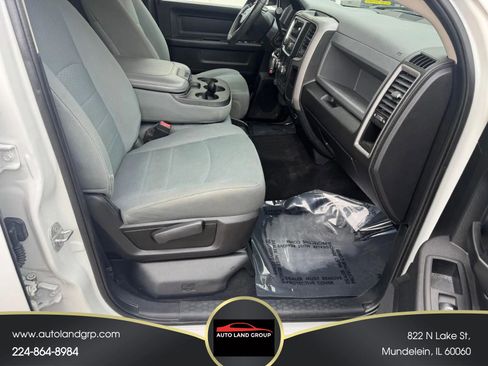 Used 2018 RAM 2500 Tradesman w/ Chrome Appearance Group image 17