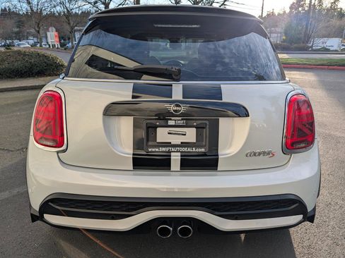 Used 2023 MINI Cooper S image 5