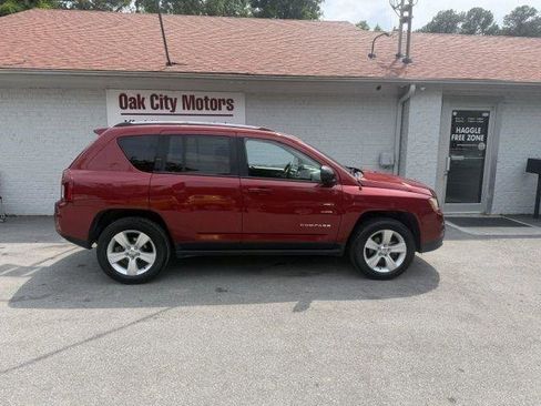 Used 2016 Jeep Compass Sport w/ Power Value Group AWD/4WD image 2