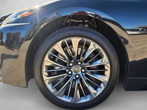 Used 2018 Lexus LS 500 image 6