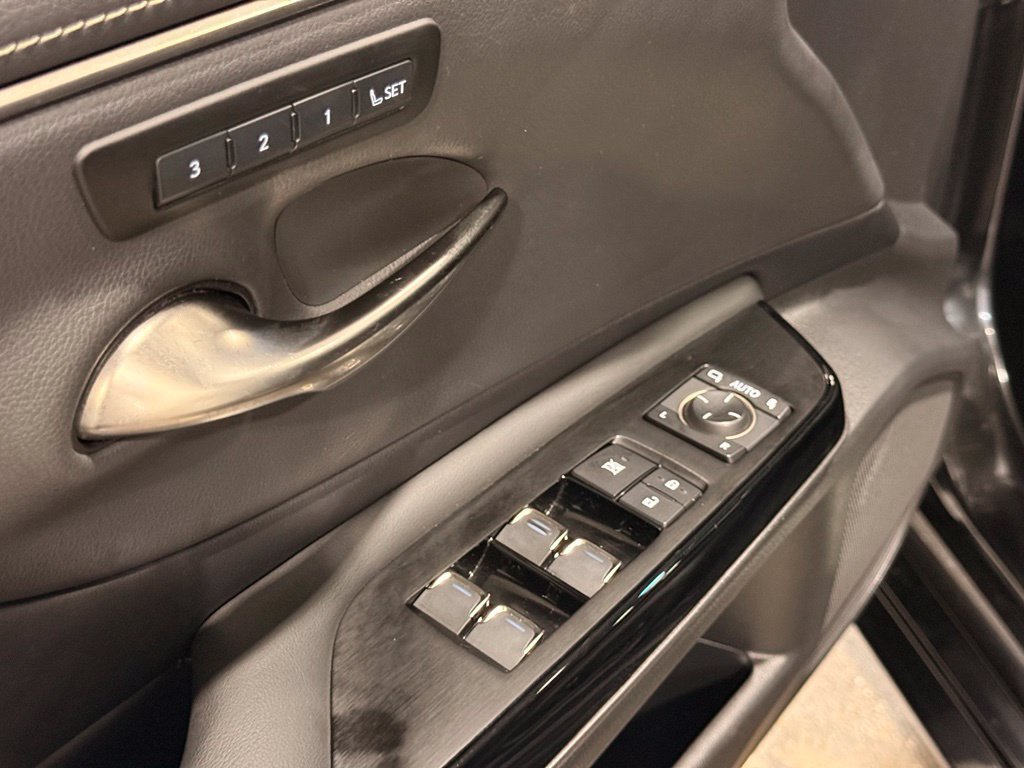 Used 2022 Lexus ES 350 w/ Premium Package FWD image 14