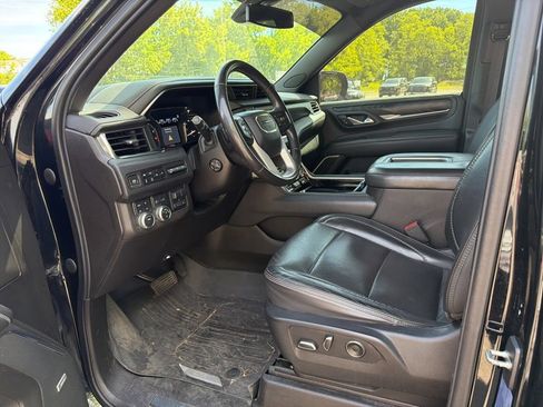 Used 2021 GMC Yukon XL Denali w/ Max Trailering Package AWD/4WD image 5