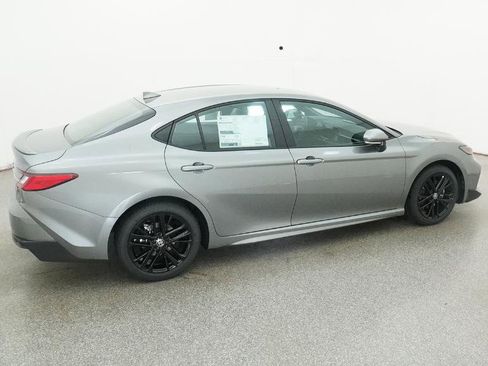 New 2026 Toyota Camry SE FWD image 7