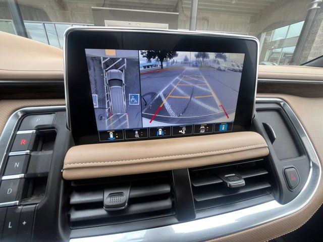 Used 2021 Chevrolet Tahoe Premier w/ Premium Package AWD/4WD image 16