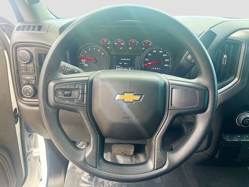 Used 2025 Chevrolet Silverado 1500 Custom Trail Boss AWD/4WD image 11