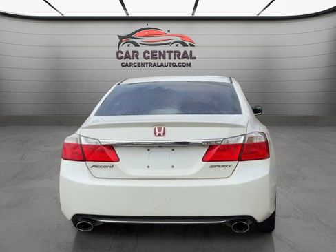 Used 2015 Honda Accord Sport image 4