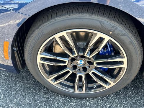 New 2026 BMW 550e xDrive AWD/4WD image 9