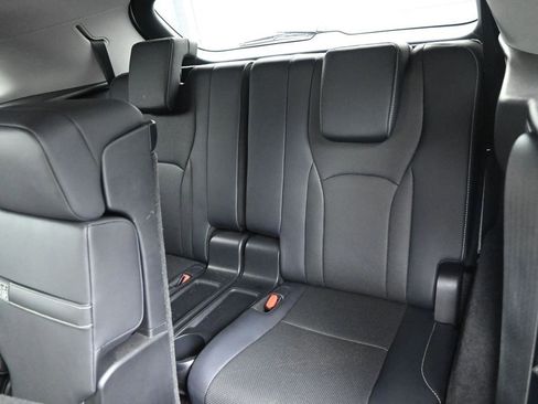 Used 2020 Lexus RX 350L Premium w/ Premium Package image 15