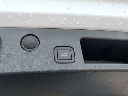 New 2026 GMC Terrain Denali image 49