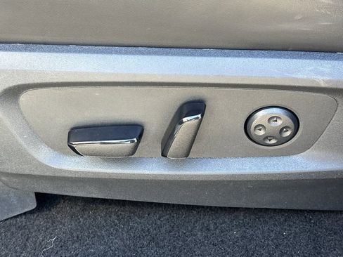 Certified 2025 INFINITI QX60 Luxe w/ Cargo Package image 18