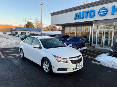 Used 2014 Chevrolet Cruze LT image 3