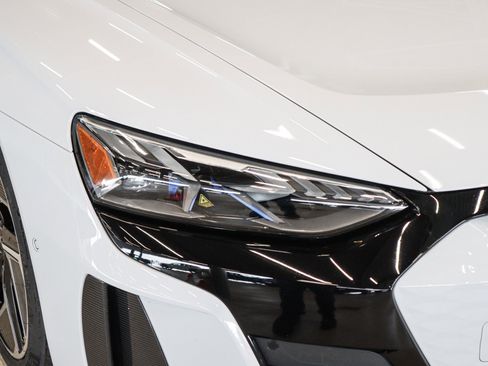 Used 2024 Audi RS e-tron GT w/ Carbon Performance Package image 26