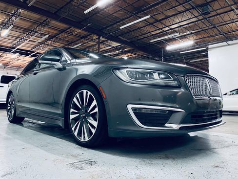Used 2019 Lincoln MKZ Reserve w/ Luxury Package FWD image 10