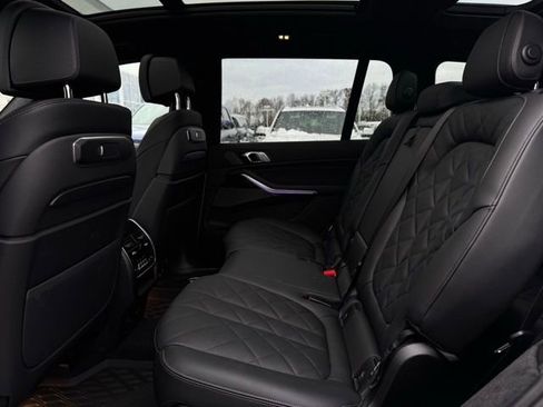 Used 2026 BMW X7 xDrive40i w/ M Sport Package image 20