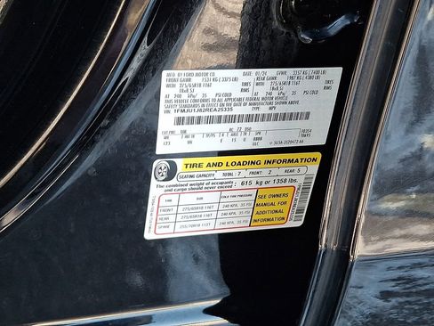 Certified 2024 Ford Expedition XLT image 28