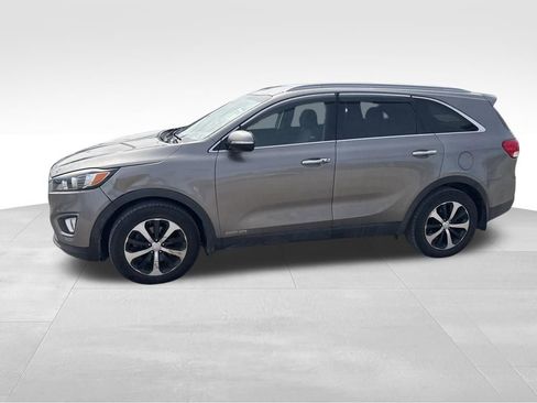 Used 2016 Kia Sorento EX w/ EX Premium Package image 2