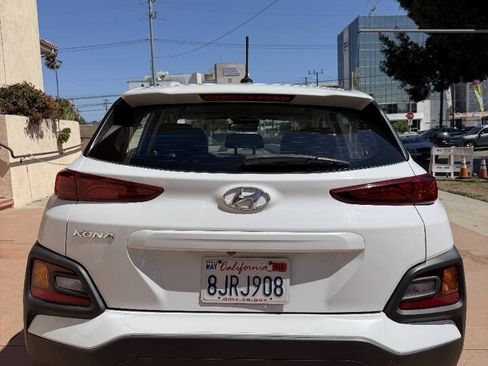 Used 2019 Hyundai Kona SE FWD image 6