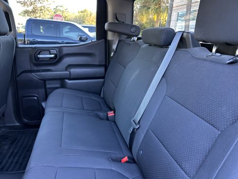 Used 2021 Chevrolet Silverado 1500 Custom image 18