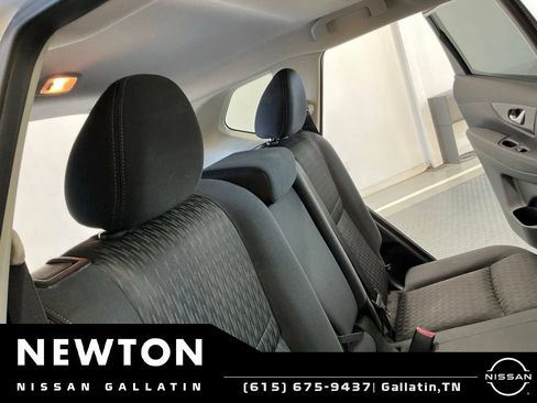 Used 2019 Nissan Rogue SV w/ Sun & Sound Touring Package FWD image 20