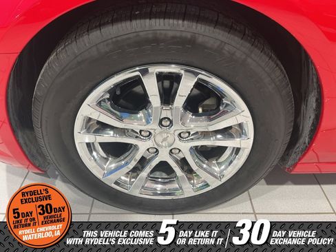 Used 2014 Chevrolet Camaro LT w/ Rear Vision Package image 9