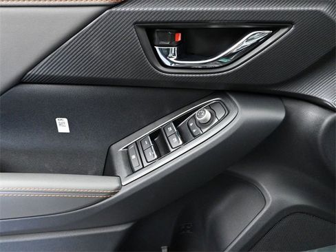 Certified 2025 Subaru Crosstrek 2.5i Limited image 12