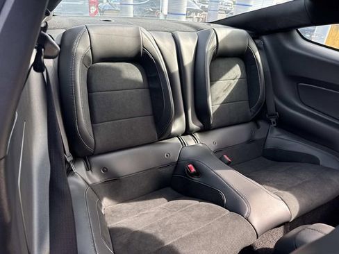 Used 2016 Ford Mustang Shelby GT350 w/ Technology Package image 17