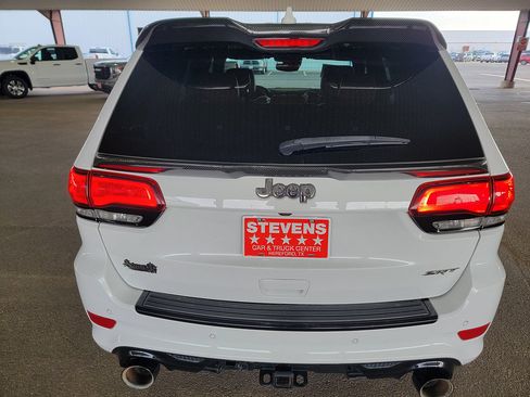 Used 2017 Jeep Grand Cherokee SRT AWD/4WD image 10