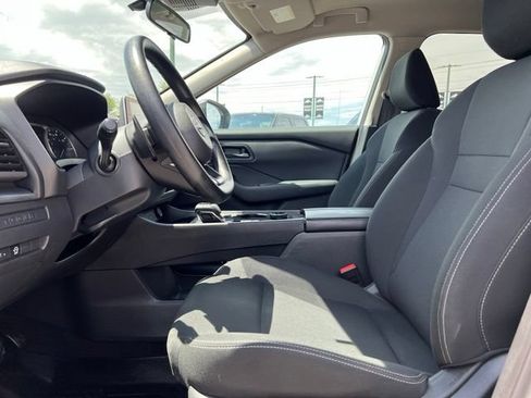 Used 2024 Nissan Rogue S AWD/4WD image 15