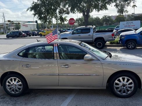 Used 2008 Buick LaCrosse CXL w/ Driver Confidence Package FWD image 4