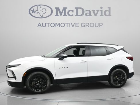Used 2024 Chevrolet Blazer LT w/ Midnight/Sport Edition FWD image 5