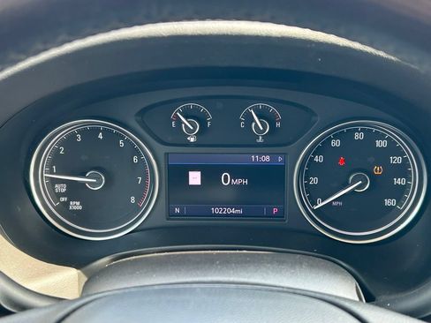 Used 2020 Buick Enclave Essence w/ Sound and Sites Package FWD image 33