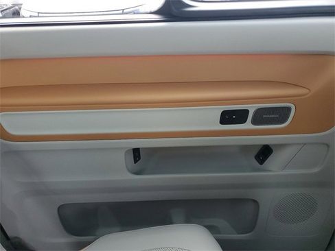 New 2025 Volkswagen ID. Buzz 1st Edition image 15