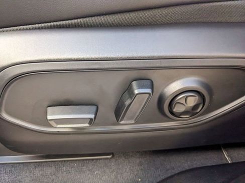 New 2025 Jeep Grand Cherokee 4WD image 8