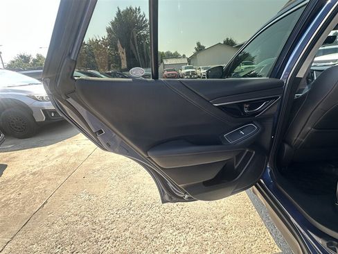Used 2021 Subaru Outback Limited AWD/4WD image 36