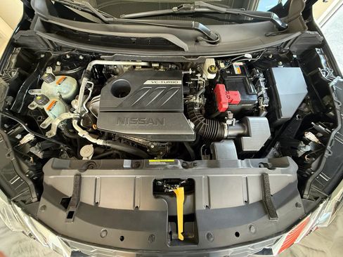Used 2023 Nissan Rogue SV AWD/4WD image 10