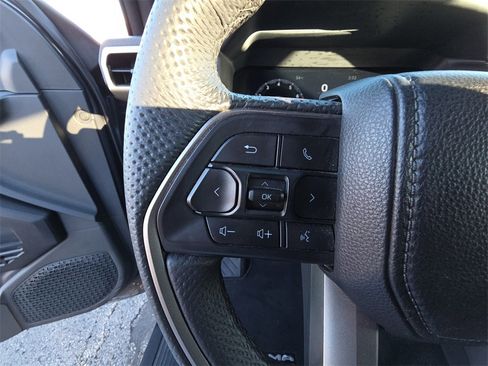 Used 2024 Toyota Tacoma TRD Sport image 19