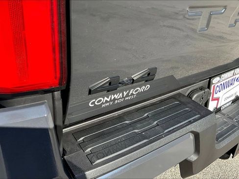 Used 2025 Toyota Tacoma TRD Off-Road AWD/4WD image 27