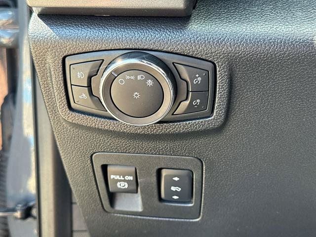Used 2018 Ford F150 XLT w/ Equipment Group 302A Luxury AWD/4WD image 24