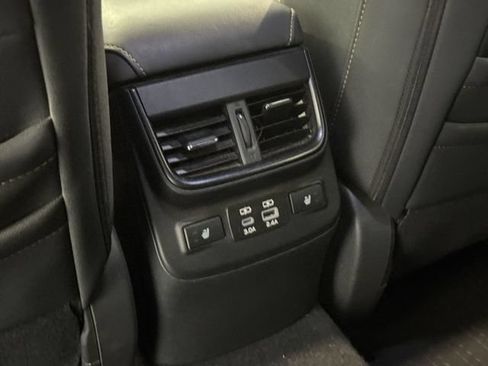 Certified 2025 Subaru Outback Wilderness AWD/4WD image 14