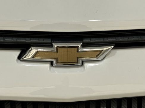 New 2026 Chevrolet Equinox EV LT image 31