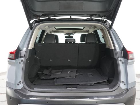 Used 2022 Nissan Rogue SL AWD/4WD image 16