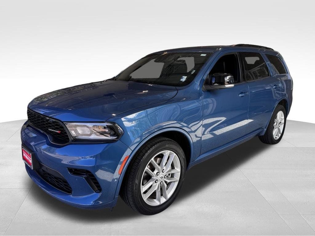 Used 2025 Dodge Durango GT AWD/4WD image 3