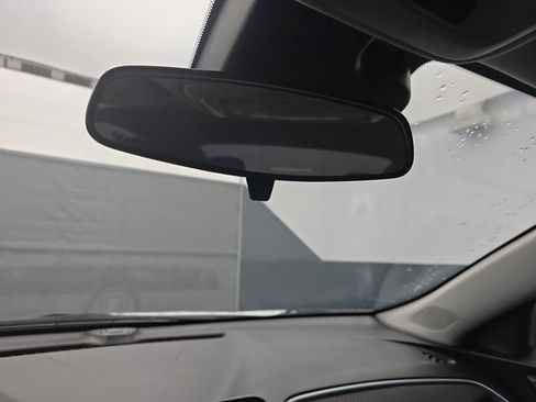 Used 2024 Chevrolet Malibu LT image 44