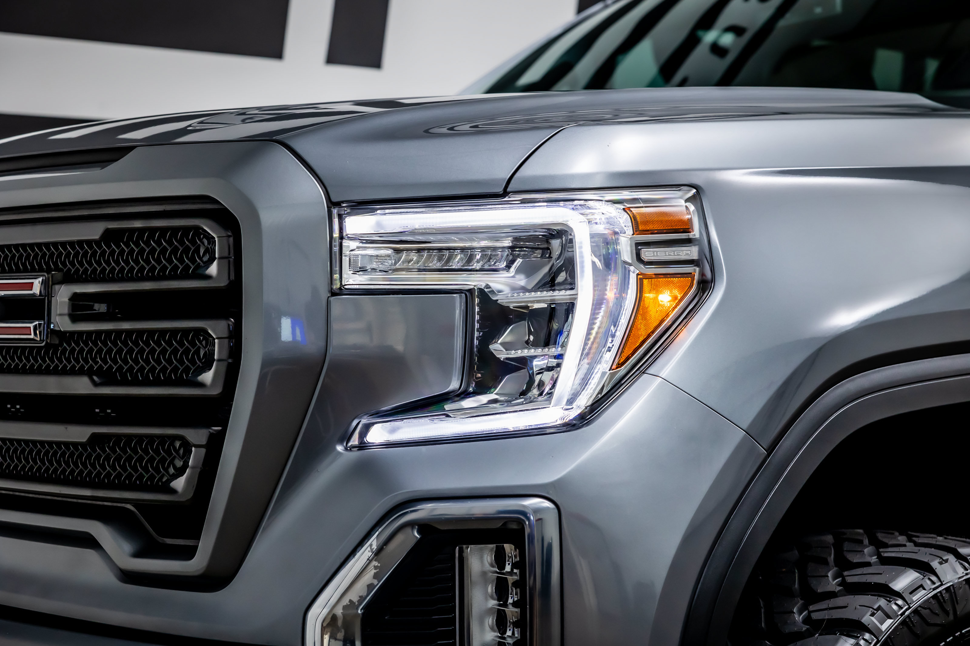 Used 2021 GMC Sierra 1500 AT4 w/ AT4 Premium Package AWD/4WD image 17
