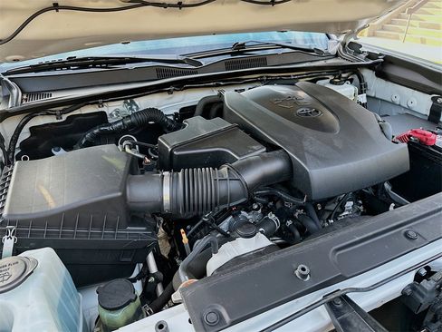 Used 2019 Toyota Tacoma TRD Pro image 25