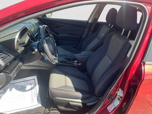 Used 2019 Subaru Crosstrek 2.0i Premium AWD/4WD image 9